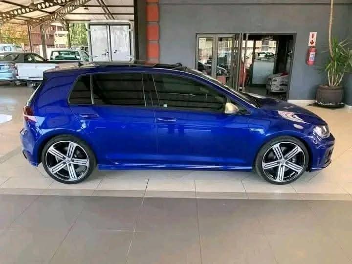 2017 Volkswagen Golf 7 R 2.0TSI DSG